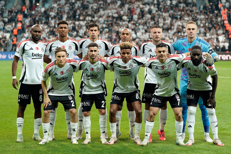 Giovanni van Bronckhorst’tan sürpriz karar! İşte Beşiktaş’ın Eintracht Frankfurt maçı 11’i