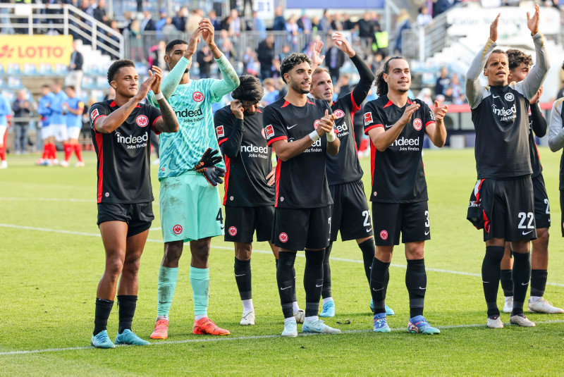 Giovanni van Bronckhorst’tan sürpriz karar! İşte Beşiktaş’ın Eintracht Frankfurt maçı 11’i