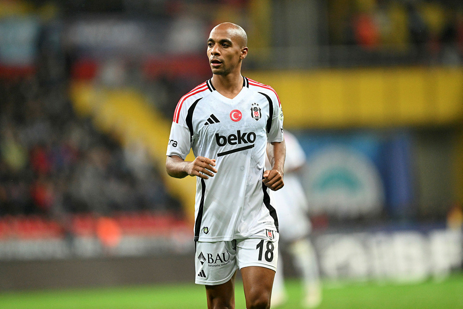 Giovanni van Bronckhorst’tan sürpriz karar! İşte Beşiktaş’ın Eintracht Frankfurt maçı 11’i