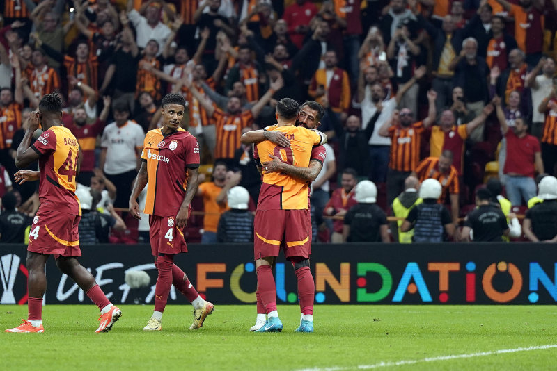 Okan Buruk’tan o isimlere kesik ! İşte Galatasaray’ın RFS maçı 11’i