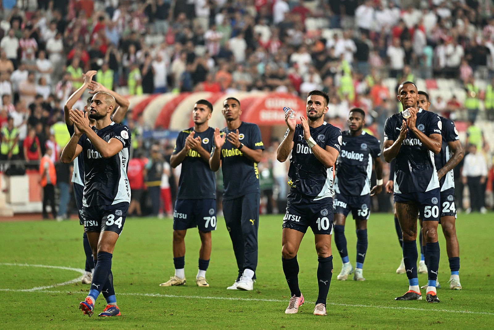 Süper Lig’de şampiyonluk oranları yenilendi! İşte Beşiktaş, Fenerbahçe, Galatasaray ve Trabzonspor’un şansı