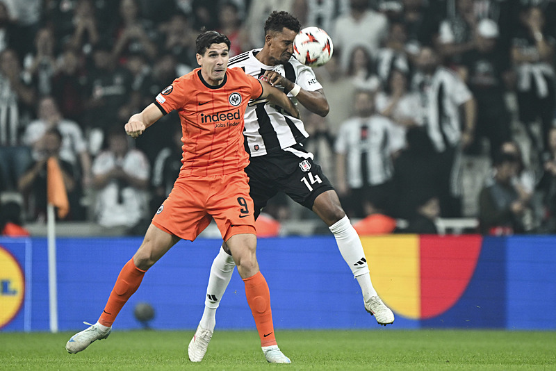 Spor yazarları Beşiktaş - Eintracht Frankfurt maçını yorumladı!