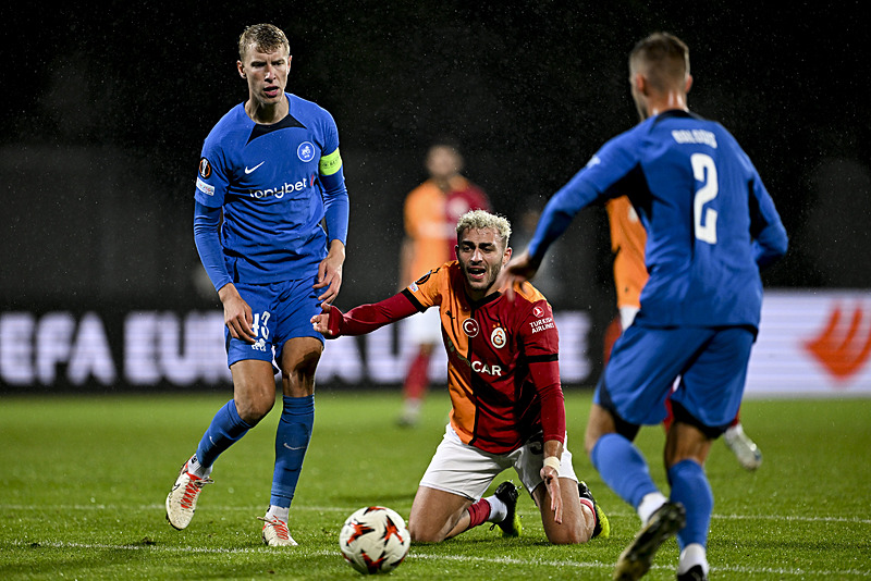 Spor yazarları Rigas - Galatasaray maçını değerlendirdi!