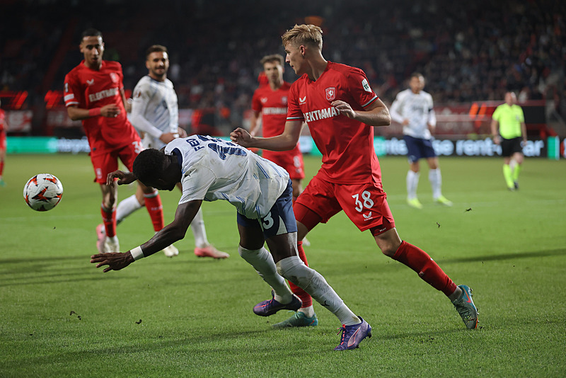 Spor yazarları Twente - Fenerbahçe maçını yorumladı!