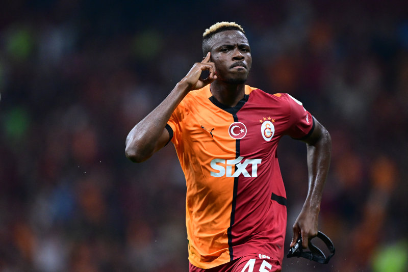 GALATASARAY HABERLERİ | Victor Osimhen’in son durumu belli oldu! Beşiktaş derbisine yetişecek mi?