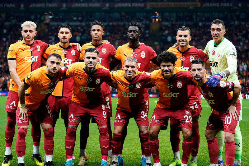 Galatasaraylı yıldıza büyük müjde! Dursun Özbek’ten flaş hamle