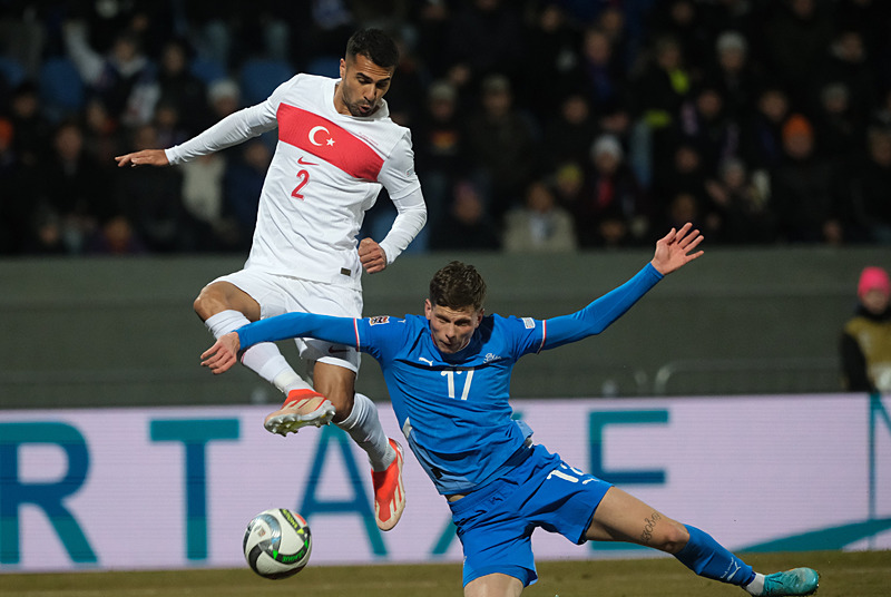 Spor yazarları İzlanda - Türkiye maçını değerlendirdi