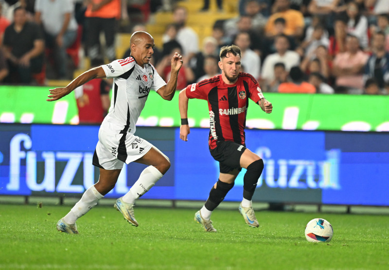 BEŞİKTAŞ HABERLERİ | Galatasaray derbisi öncesi Kartal’da kanat problemi!