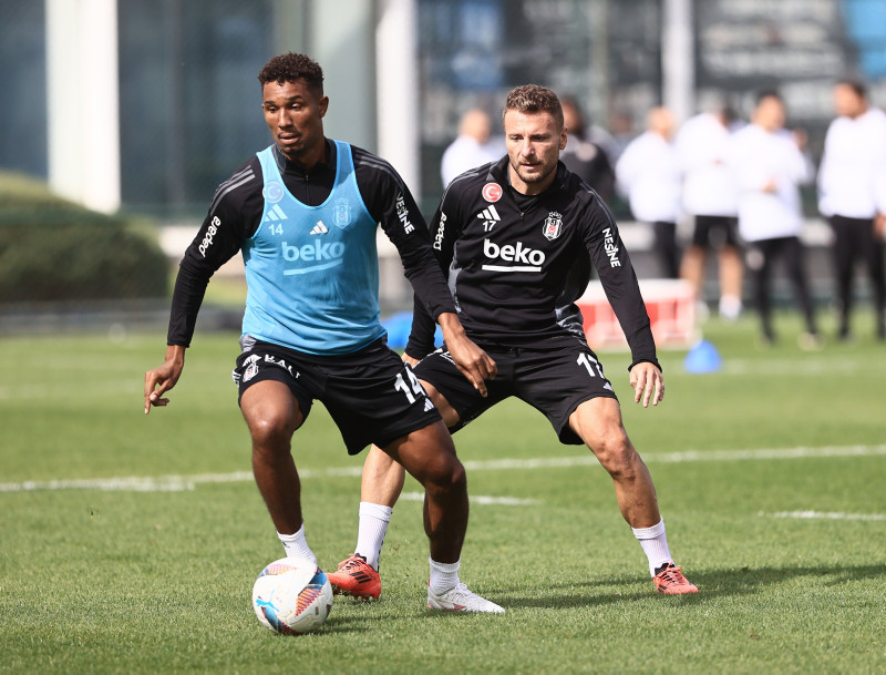 BEŞİKTAŞ HABERLERİ | Galatasaray derbisi öncesi Kartal’da kanat problemi!