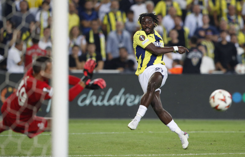 TRANSFER HABERİ: Fenerbahçe’de formayı unuttular! Avrupa ekipleri Osayi ve İrfan Can için harekete geçti