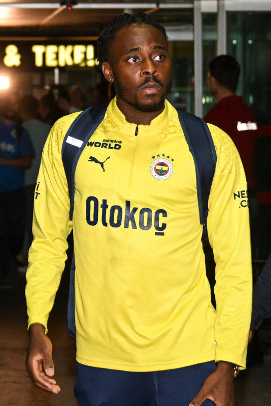 TRANSFER HABERİ: Fenerbahçe’de formayı unuttular! Avrupa ekipleri Osayi ve İrfan Can için harekete geçti