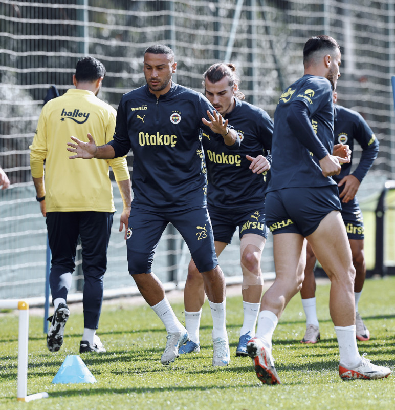 FENERBAHÇE HABERLERİ | Jose Mourinho’ya Manchester United maçı öncesi müjde!