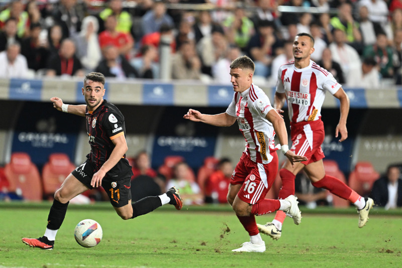 Spor yazarları Antalyaspor - Galatasaray maçını değerlendirdi! Yine lider olduğunu kanıtladı