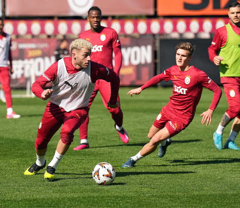 GALATASARAY TRANSFER HABERİ | Jelert’in yerine Çekyalı sağ bek! Bonservissiz gelecek