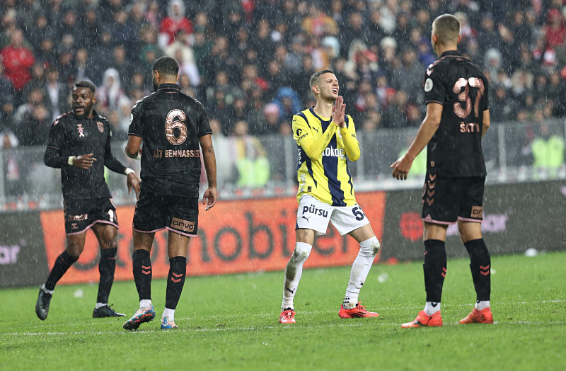 FENERBAHÇE HABERİ - Jose Mourinho’nun hataları saymakla bitmedi! Samsunspor maçında...