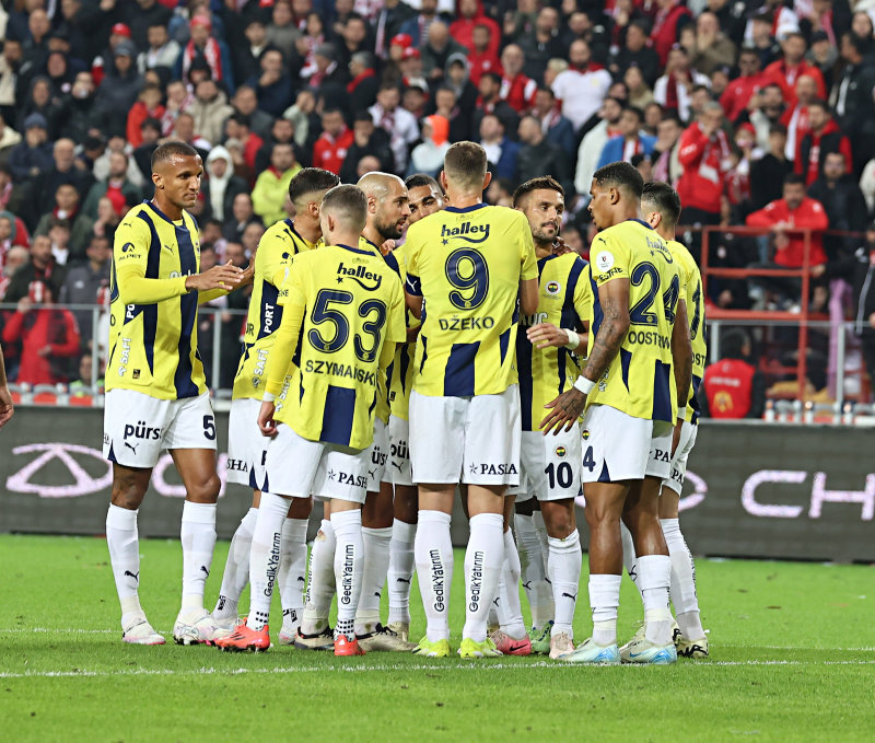 Süper Lig’in favorisi hangi takım? İşte Beşiktaş, Fenerbahçe, Galatasaray ve Trabzonspor’un sıralaması...