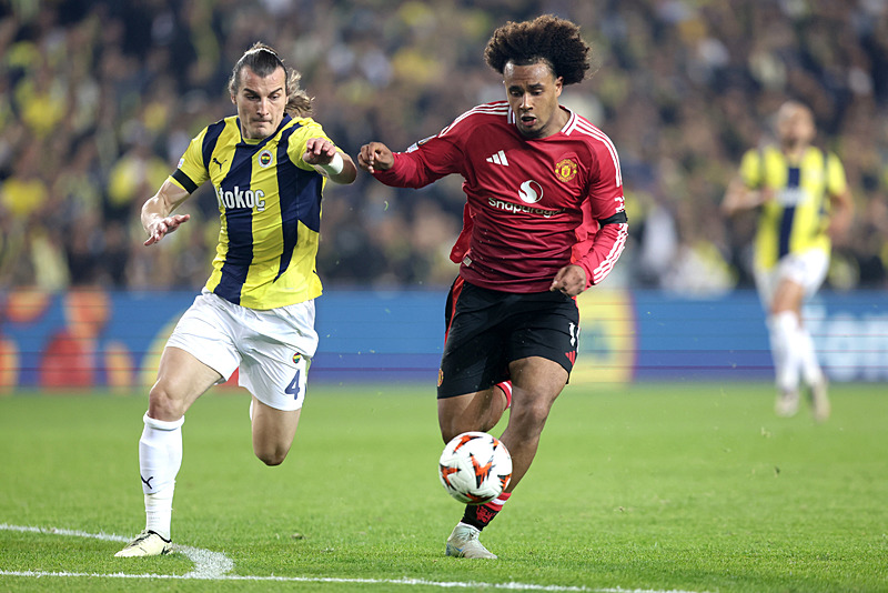 Spor yazarları Fenerbahçe - Manchester United maçını değerlendirdi!