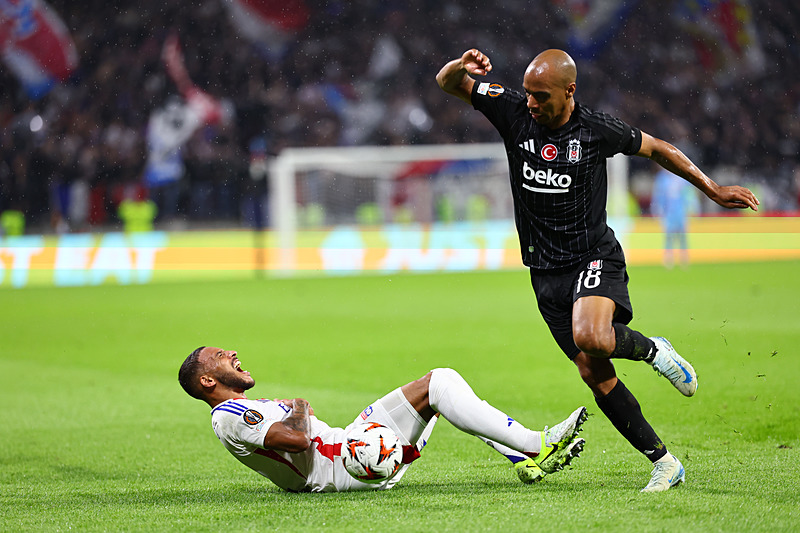 Spor yazarları Lyon - Beşiktaş maçını değerlendirdi!