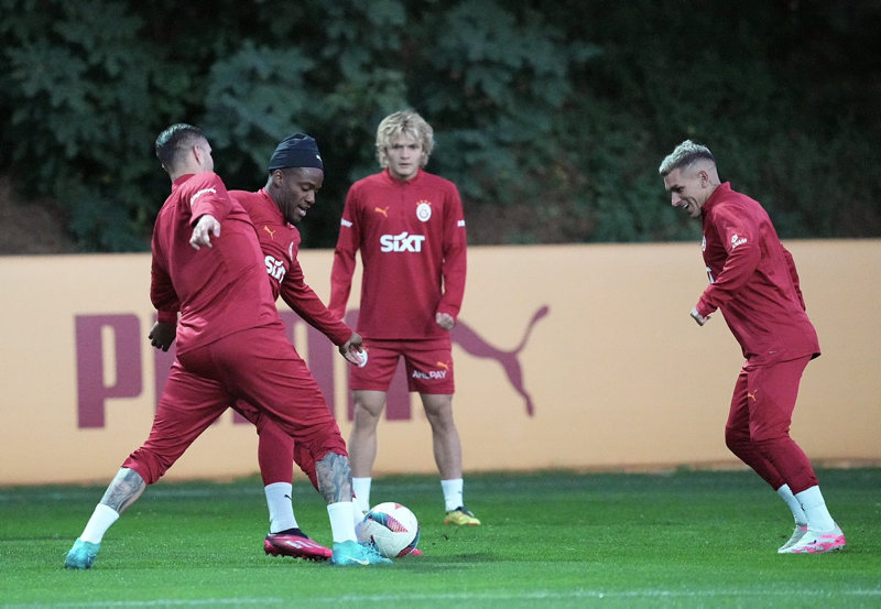 İstanbul’da dev derbi! İşte Galatasaray - Beşiktaş maçının 11’leri