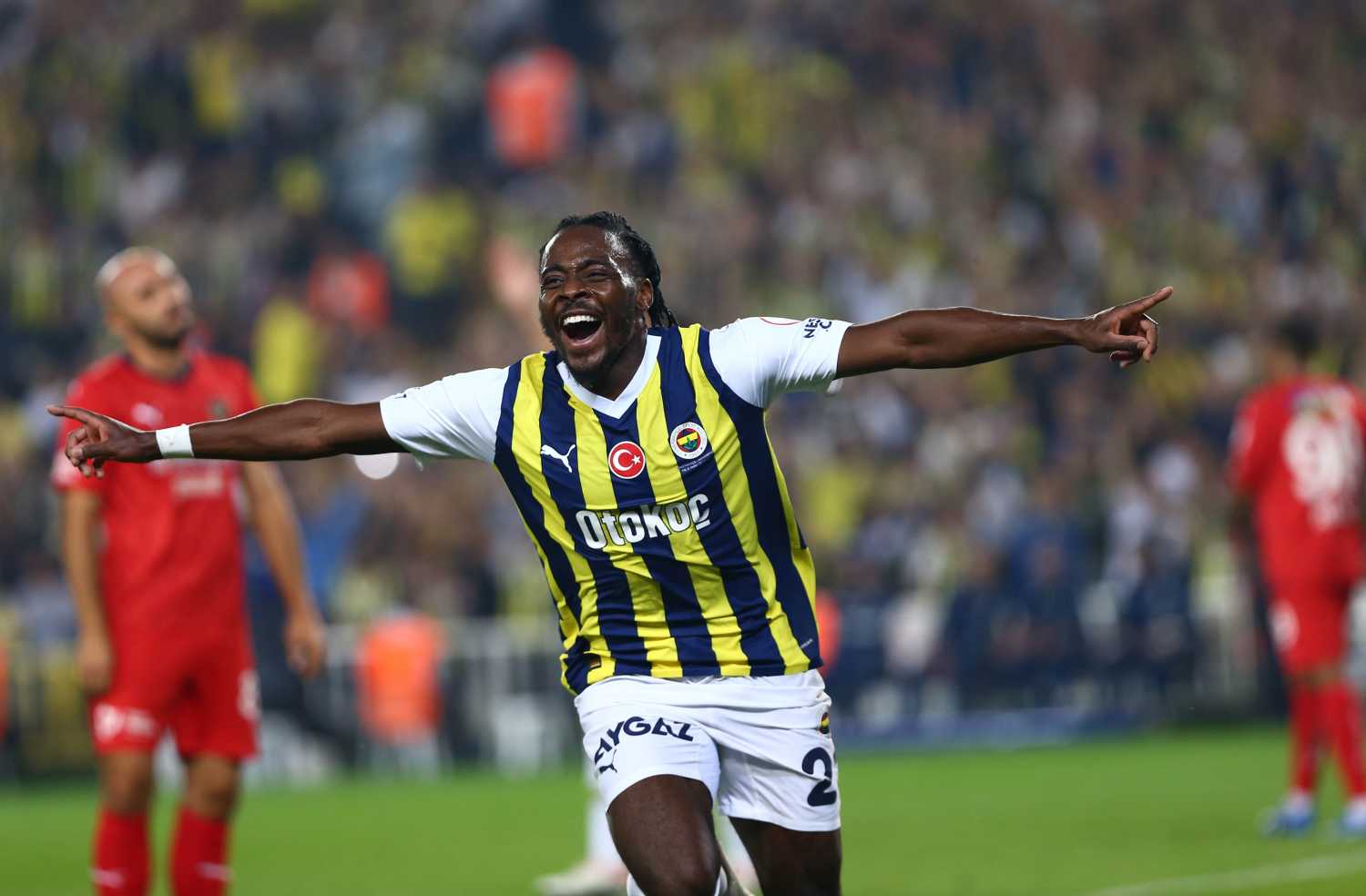 FENERBAHÇE HABERİ | Osayi Samuel’e Fransız devinden kanca! Teklif yapacaklar