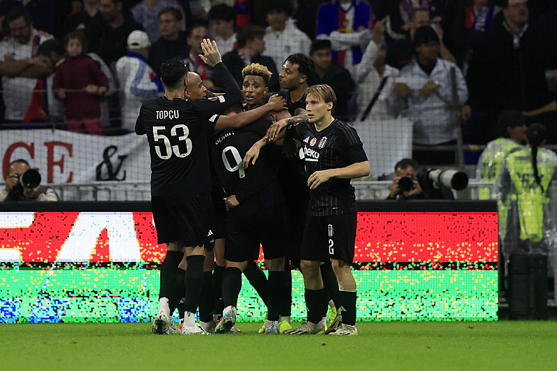 Şampiyonluk yüzdeleri açıklandı! Beşiktaş, Fenerbahçe, Galatasaray ve Trabzonspor...