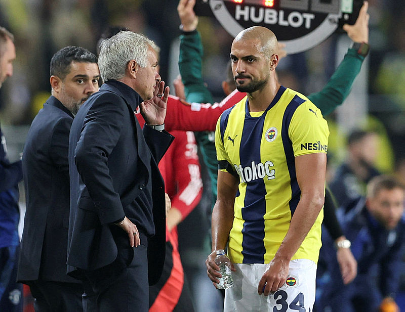 Fenerbahçe’den Amrabat için flaş karar!