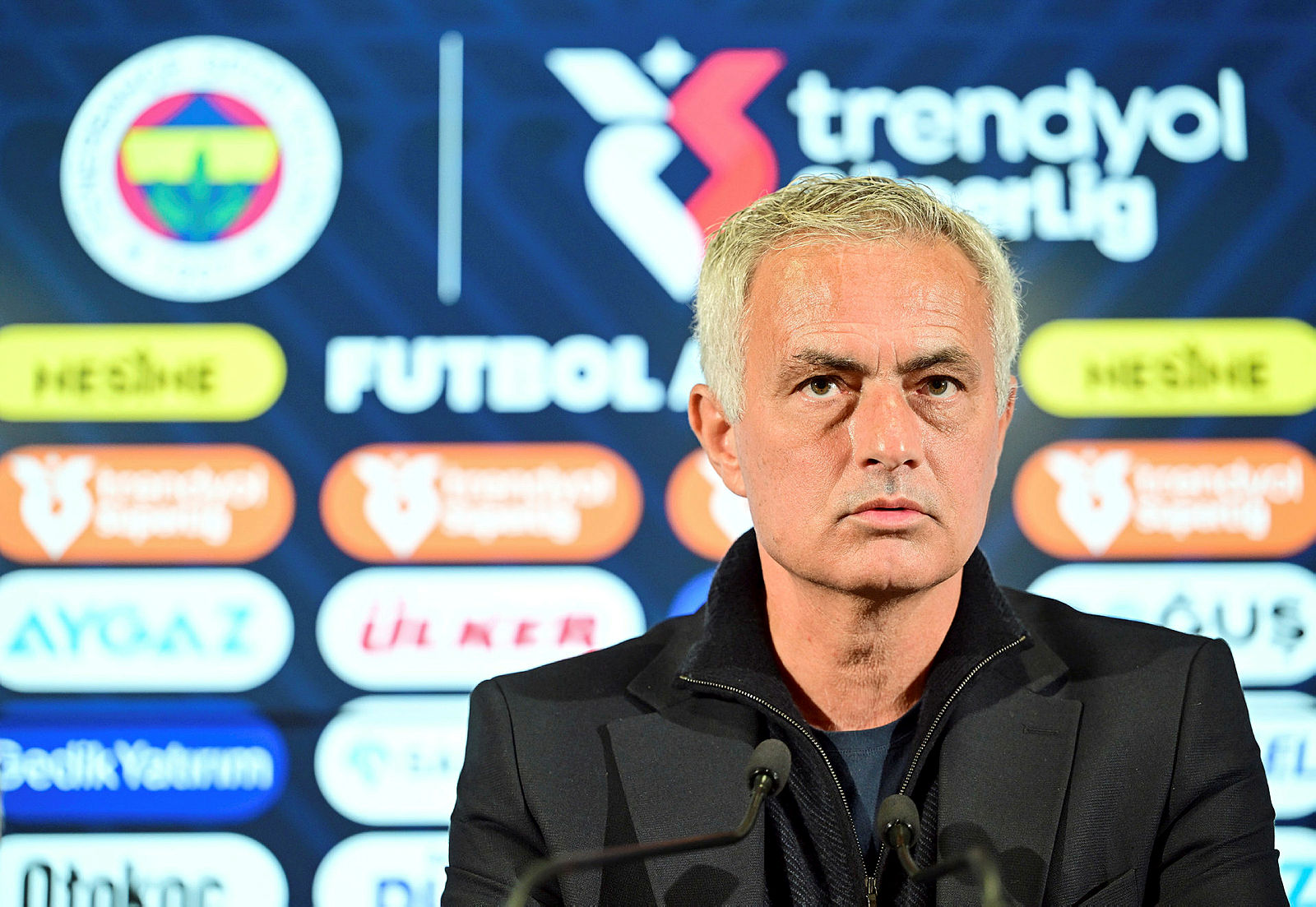 FENERBAHÇE HABERİ - Mourinho’nun galibiyet planı hazır! Trabzonspor maçında...