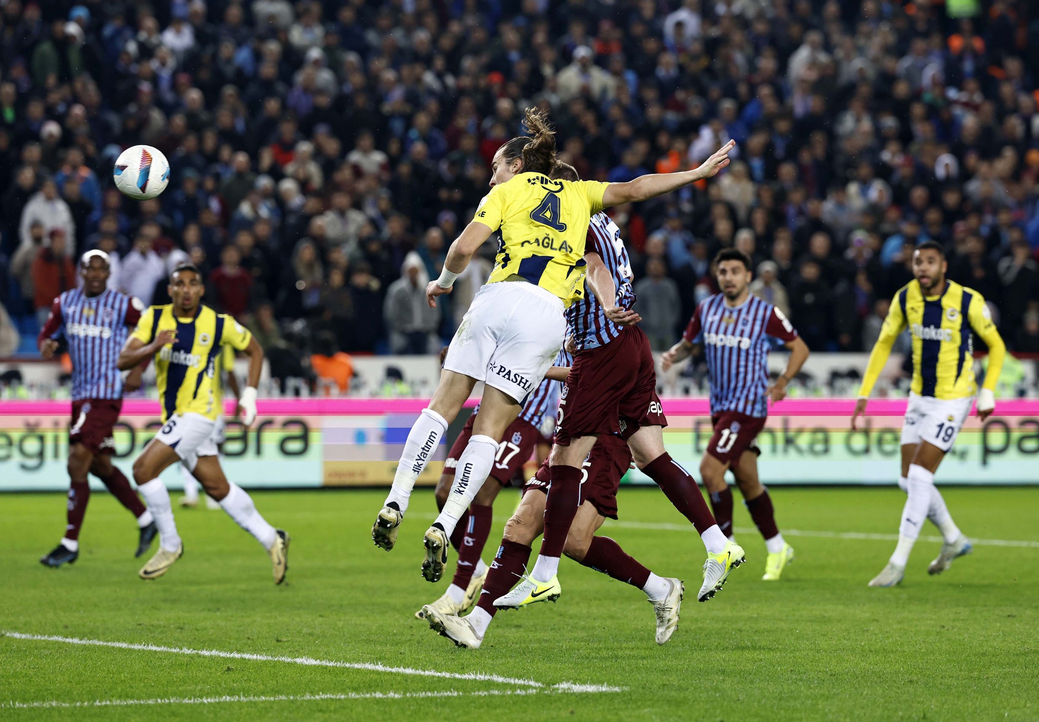 Spor yazarları Trabzonspor - Fenerbahçe maçını yorumladı!