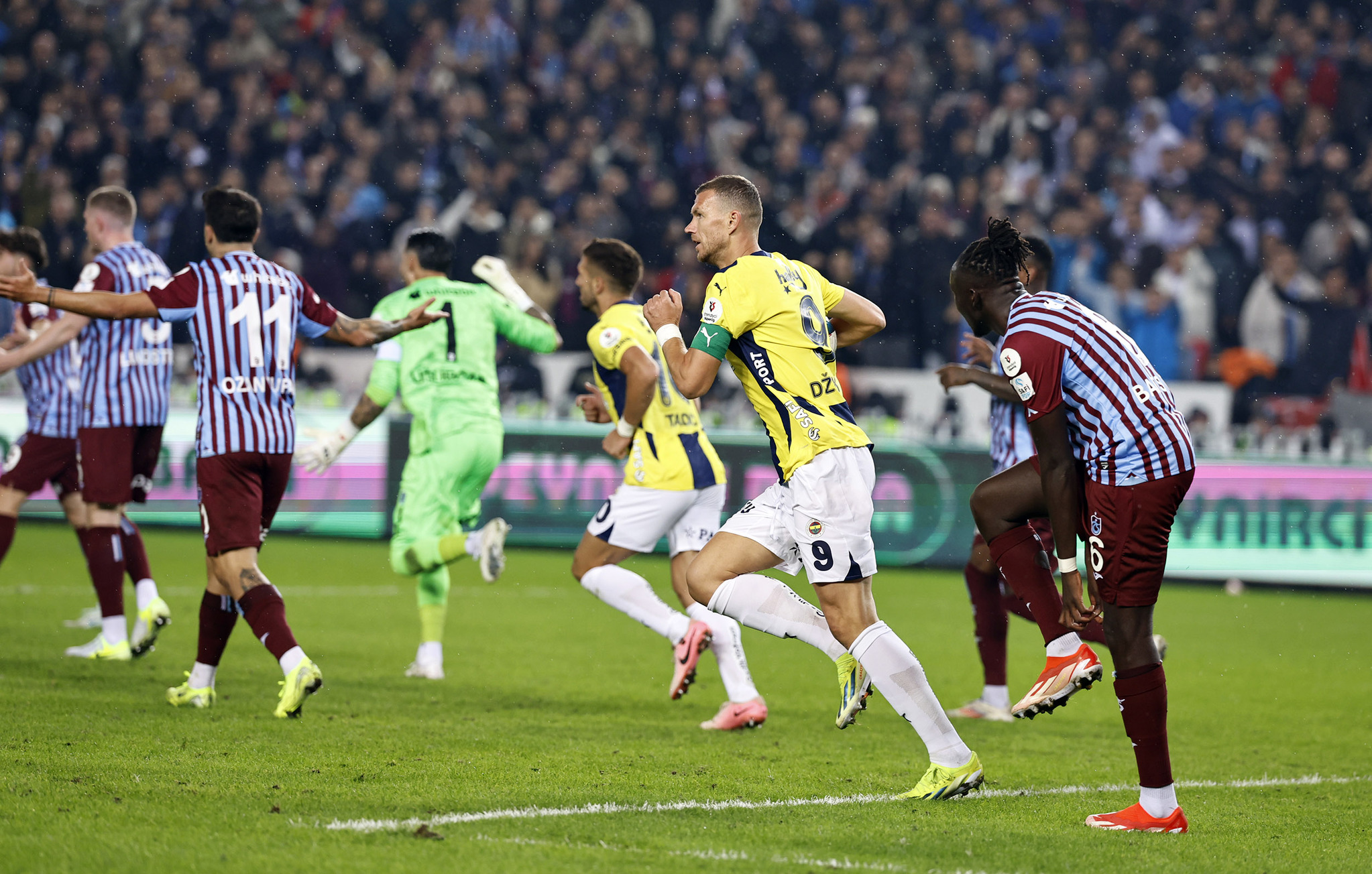 Spor yazarları Trabzonspor - Fenerbahçe maçını yorumladı!