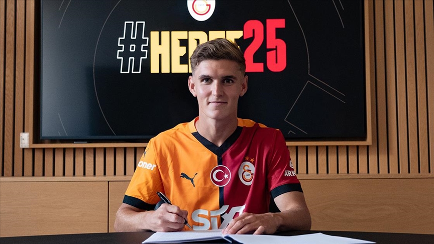 TRANSFER HABERİ | İngiliz ekibi Galatasaraylı futbolcuya talip oldu!