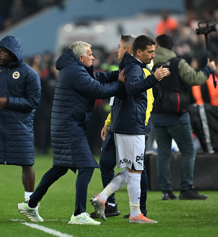 Fenerbahçe Teknik Direktörü Jose Mourinho’ya flaş sözler: Kötü davranışları...