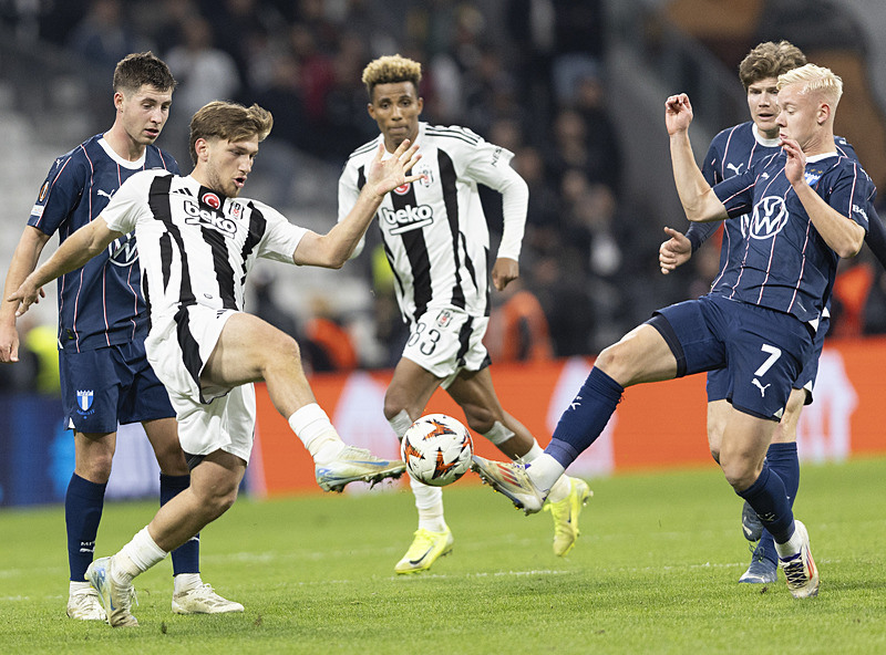 Spor yazarları Beşiktaş - Malmö maçını yorumladı!