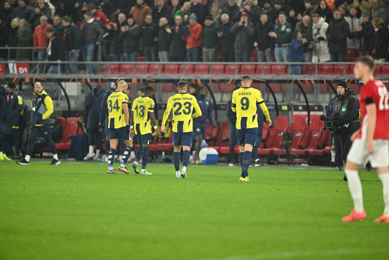 Fenerbahçe taraftarı çileden çıktı! Jose Mourinho’ya flaş tepki