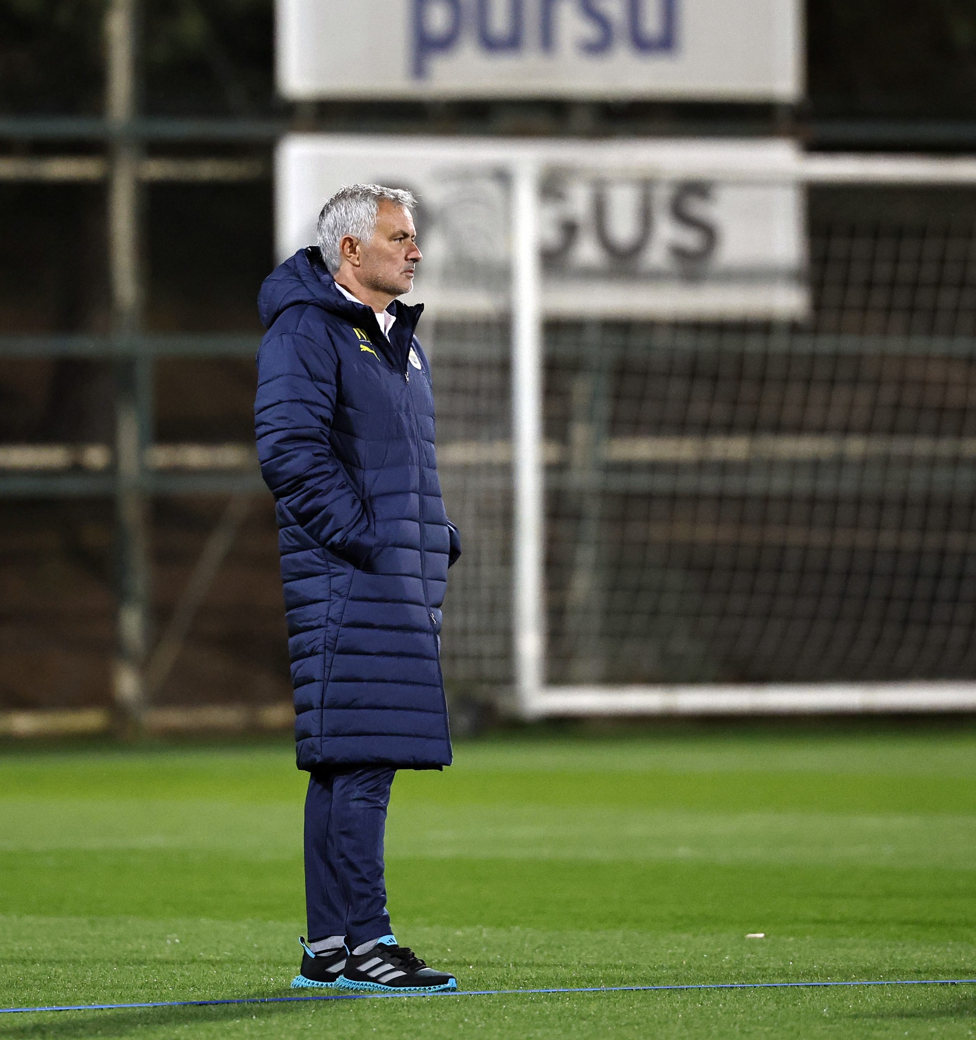 Mourinho’dan sürpriz tercih! İşte Fenerbahçe’nin Sivasspor maçı muhtemel 11’i