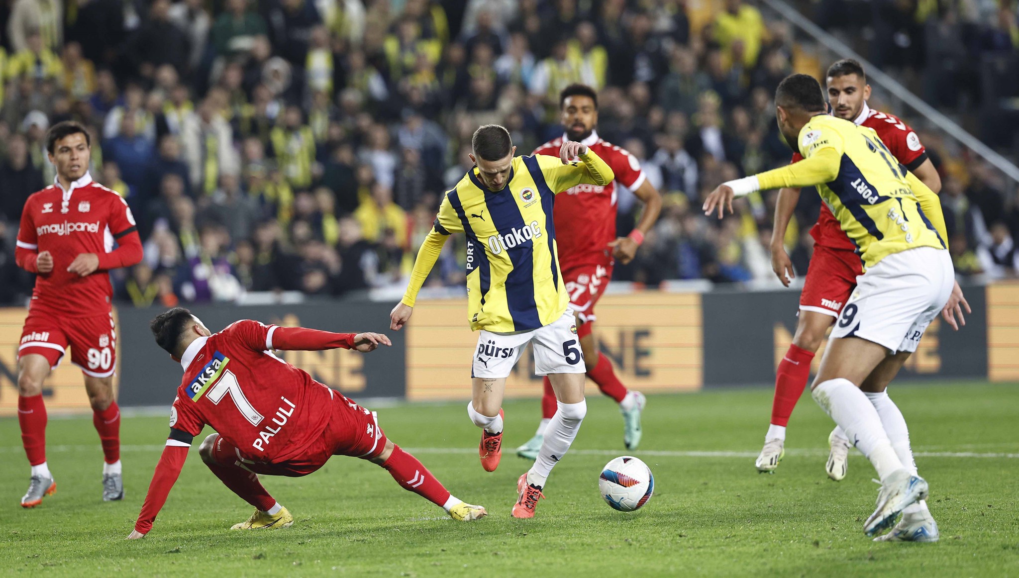 Spor yazarları Fenerbahçe - Sivasspor maçını değerlendirdi!