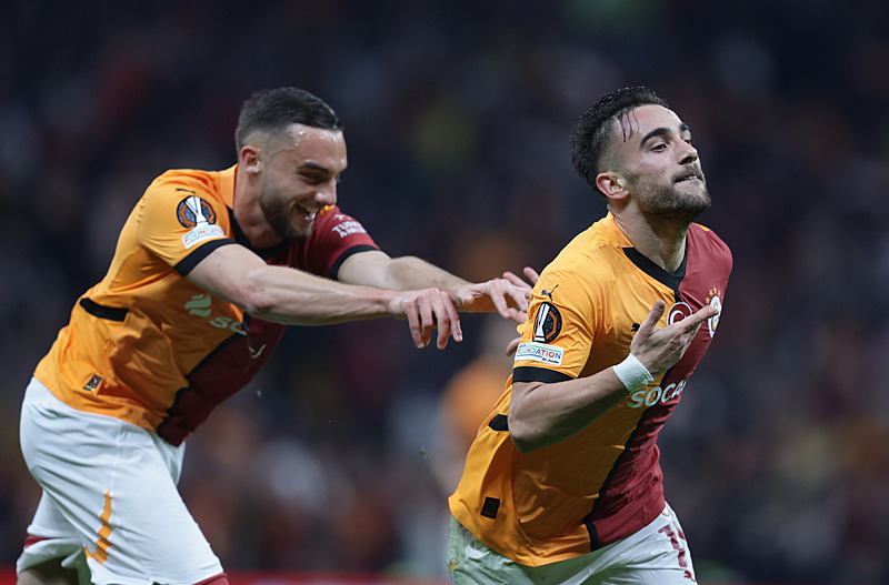TRANSFER HABERİ | Avrupa devleri Galatasaraylı yıldız için yarışa tutuştu!