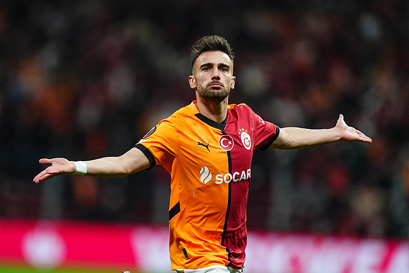 TRANSFER HABERİ | Avrupa devleri Galatasaraylı yıldız için yarışa tutuştu!