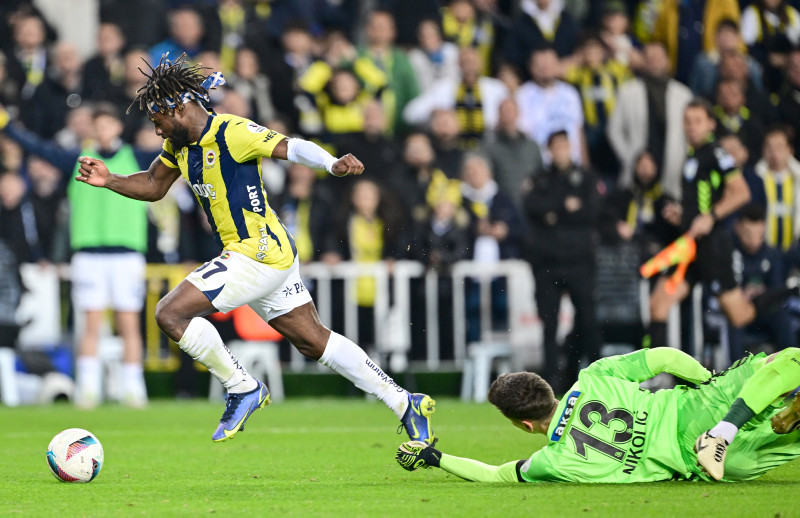 FENERBAHÇE HABERİ  | Bunu kimse beklemiyordu! Eski halini mumla aratıyor