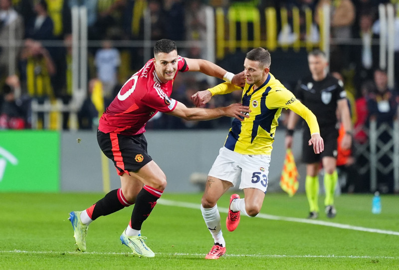 FENERBAHÇE HABERİ  | Bunu kimse beklemiyordu! Eski halini mumla aratıyor