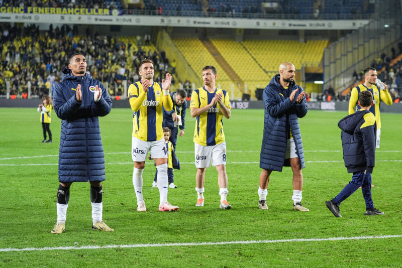 FENERBAHÇE HABERİ  | Bunu kimse beklemiyordu! Eski halini mumla aratıyor