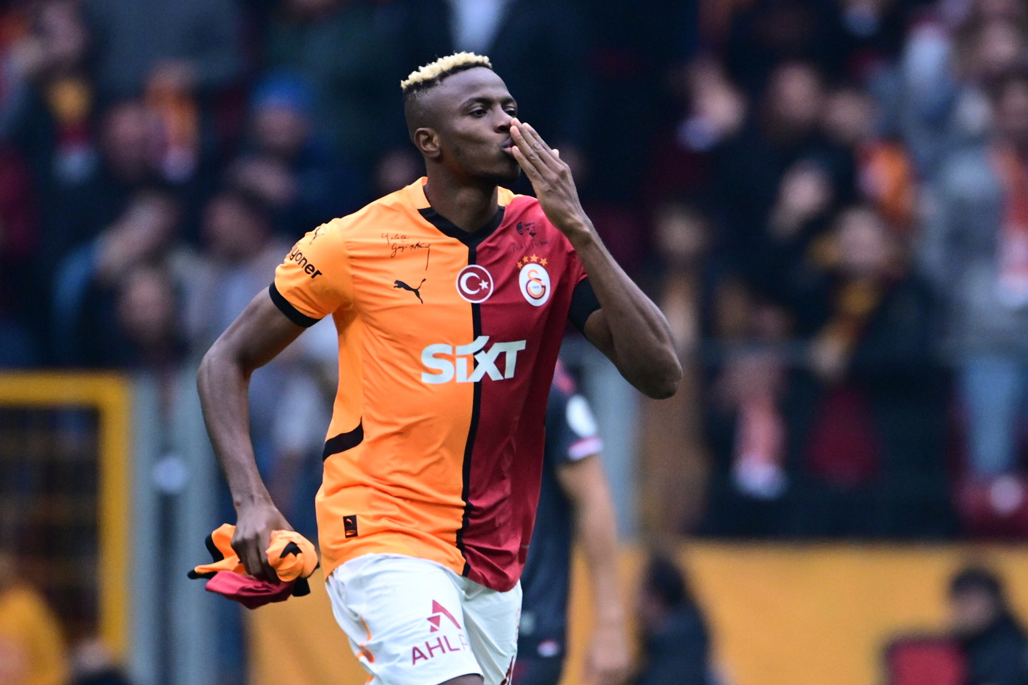 Victor Osimhen’de Galatasaray’ın korktuğu başına geldi!