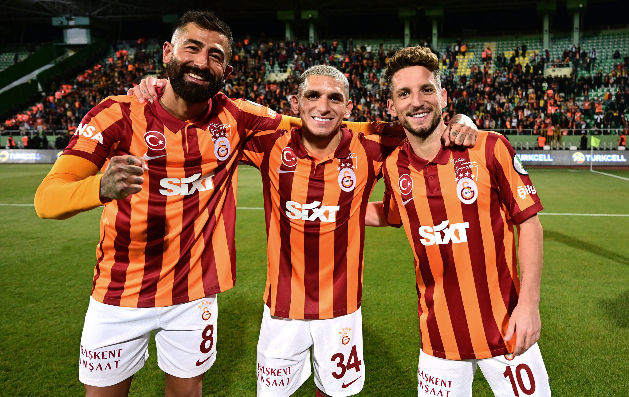 Galatasaray’da flaş ayrılık! İşte sürpriz talipleri