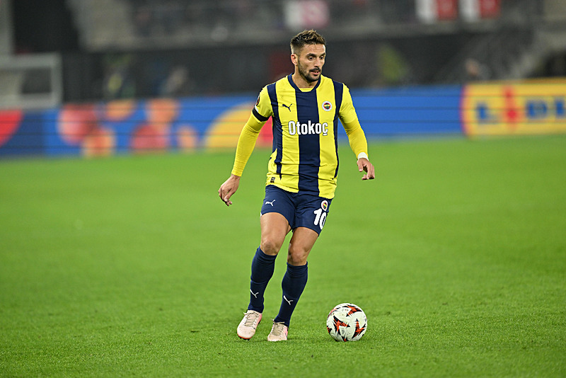 Fenerbahçe’den iç transfer hamlesi! 1 ayrılık 1 imza