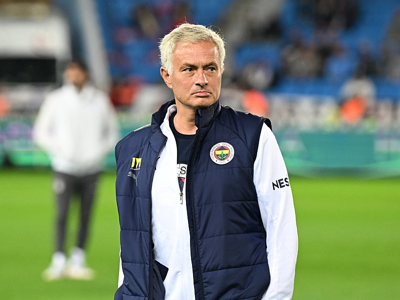 FENERBAHÇE TRANSFER HABERİ: Mourinho için flaş açıklama! İşte gideceği takım