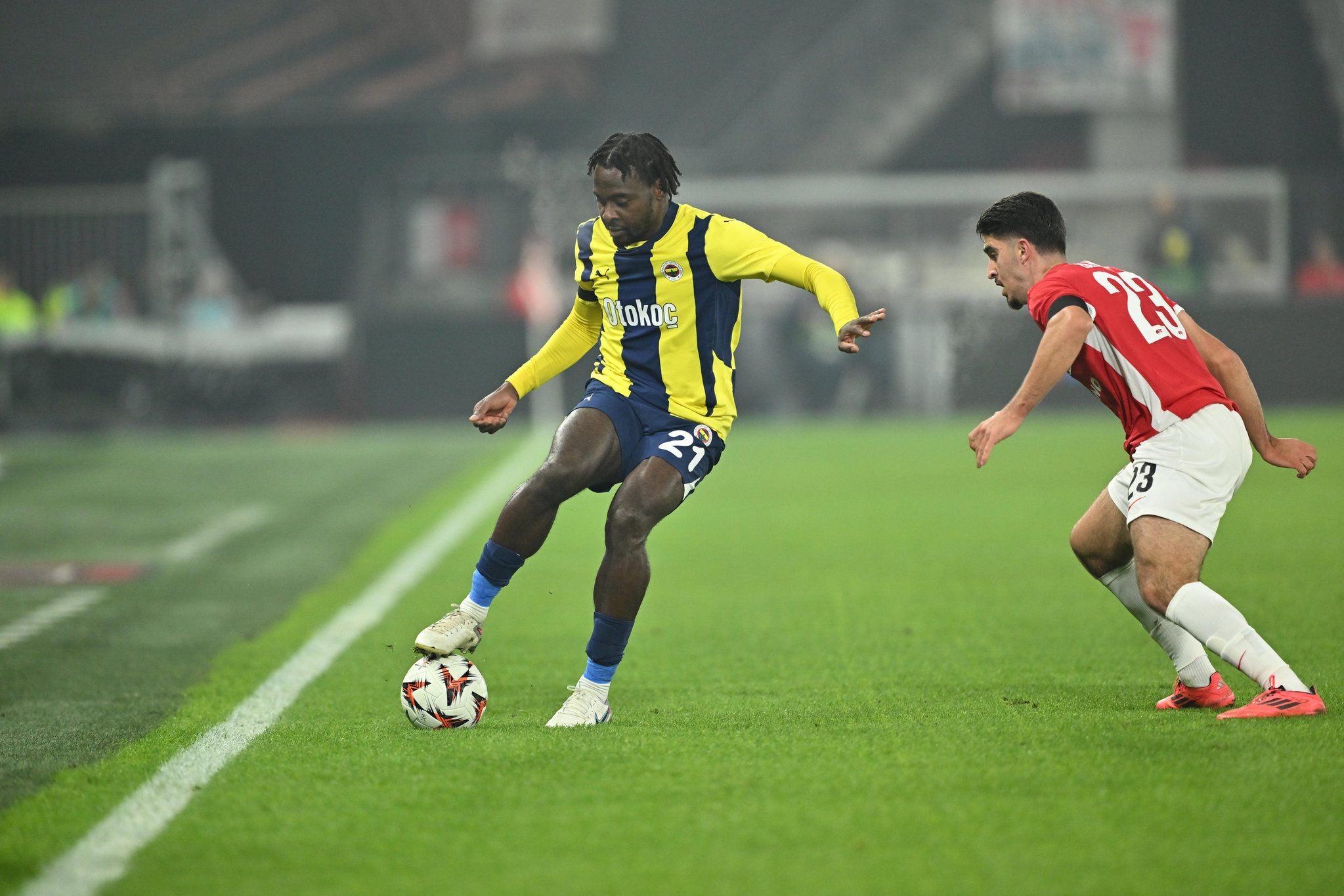 FENERBAHÇE HABERİ | Bright Osayi-Samuel’in bonservisi belli oldu!