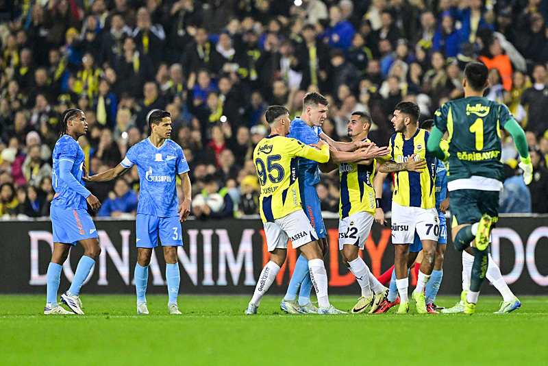 Fenerbahçe’ye Mozambikli sol bek! Aranan oyuncu bulundu