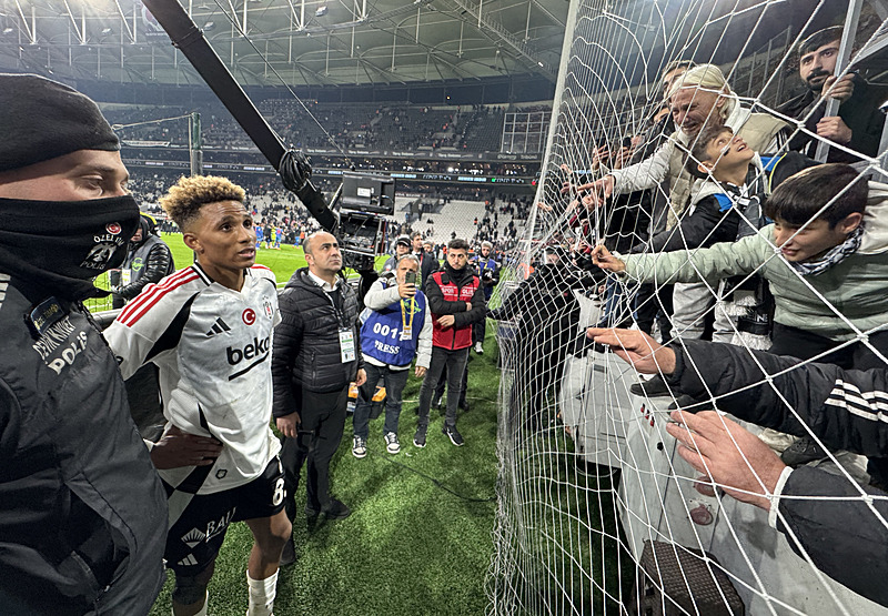 Beşiktaş’ta o isimle yollar ayrılacak! Göztepe maçında...