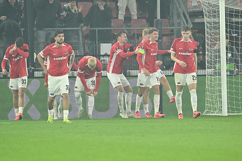 Okan Buruk’tan flaş tercih! İşte Galatasaray’ın AZ Alkmaar maçı 11’i