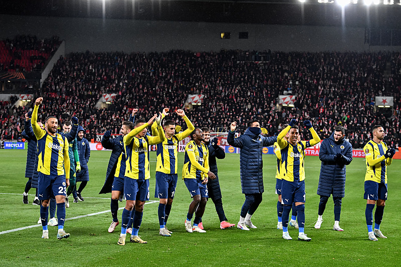 Fenerbahçe’den bomba ocak planı! 3 yıldız çubukluyu giyecek