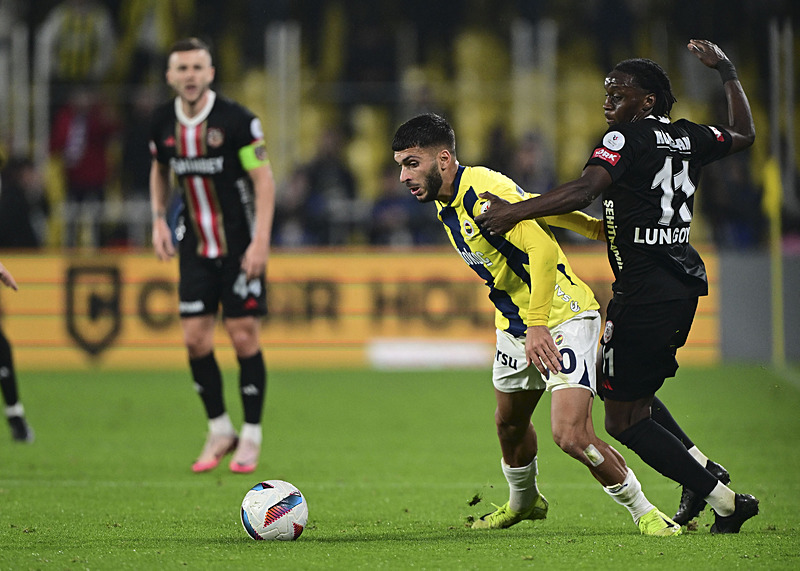 FENERBAHÇE TRANSFER HABERİ: Oğuz Aydın’a 3 talip çıktı!